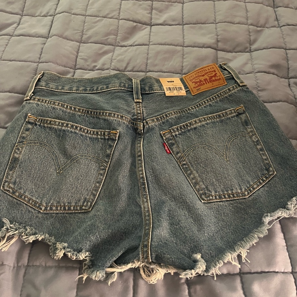 Levi's 501 Womens Denim Shorts NWT Size 30